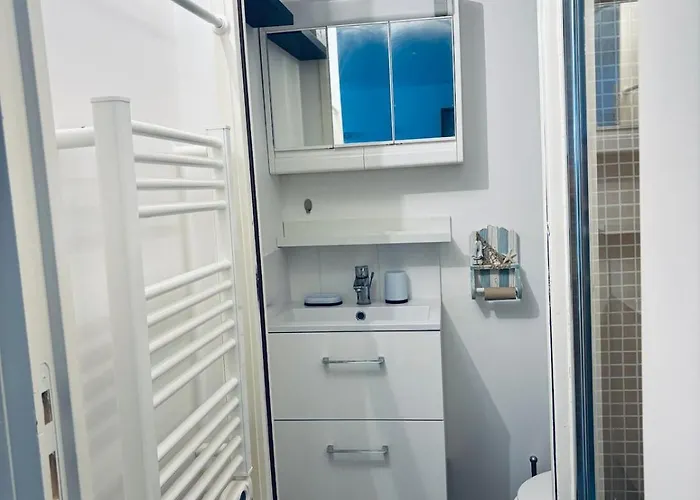 Proche Tram T2 Apartmán *
