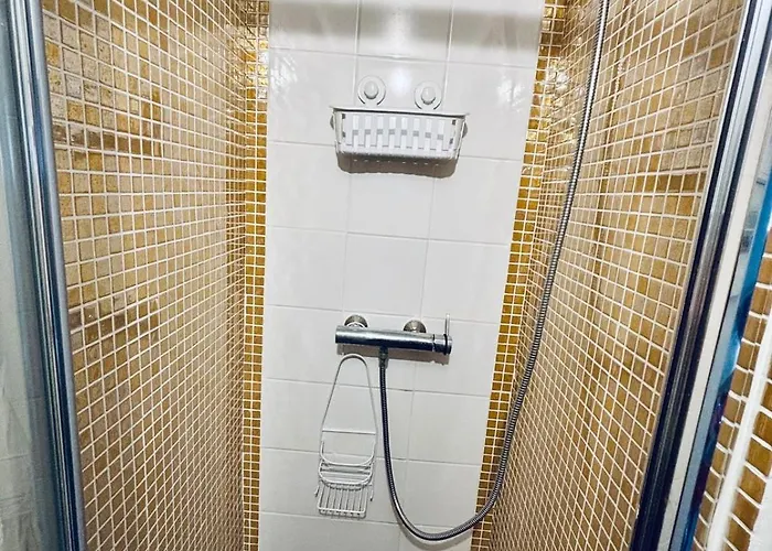 Proche Tram T2 Courbevoie