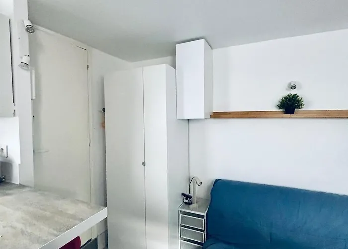 Proche Tram T2 Apartmán *